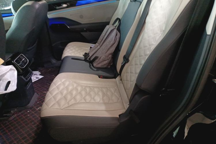 Used Volkswagen ID.6 CROZZ 2021 Long-Range PRO Edition Interior 4