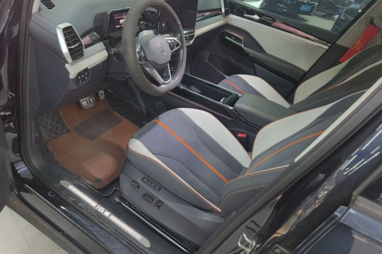Used Volkswagen ID.6 CROZZ 2021 Revised Version Long-Range PRO Edition Left Front Seat