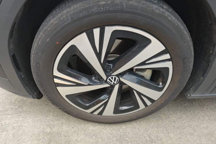 Used Volkswagen ID.6 CROZZ 2021 Revised Version Long-Range PRO Edition Left Front Wheel Hub