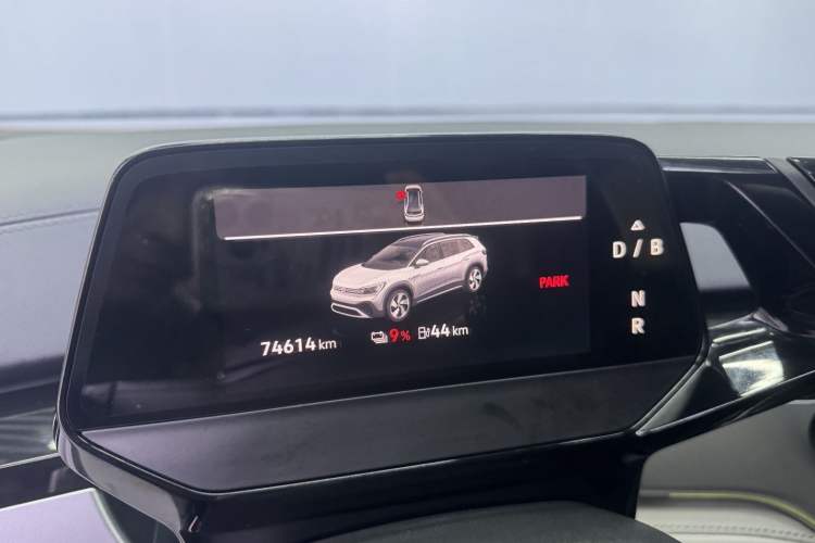 Used Volkswagen ID.6 CROZZ 2021 Long-Range PRO Edition Odometer Close Up
