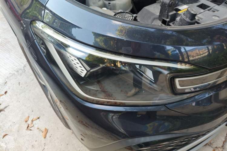 Used Volkswagen ID.6 CROZZ 2021 Long-Range PRO Edition Right Front Headlight