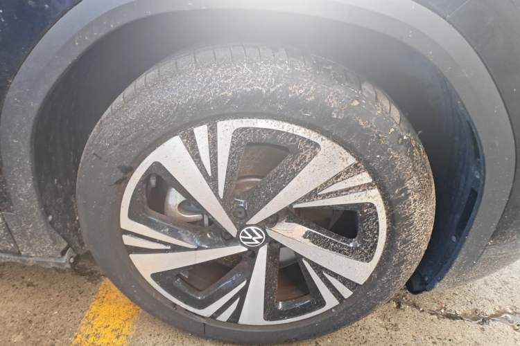 Used Volkswagen ID.6 CROZZ 2021 Revised Version Long-Range PRO Edition Right Front Wheel Hub