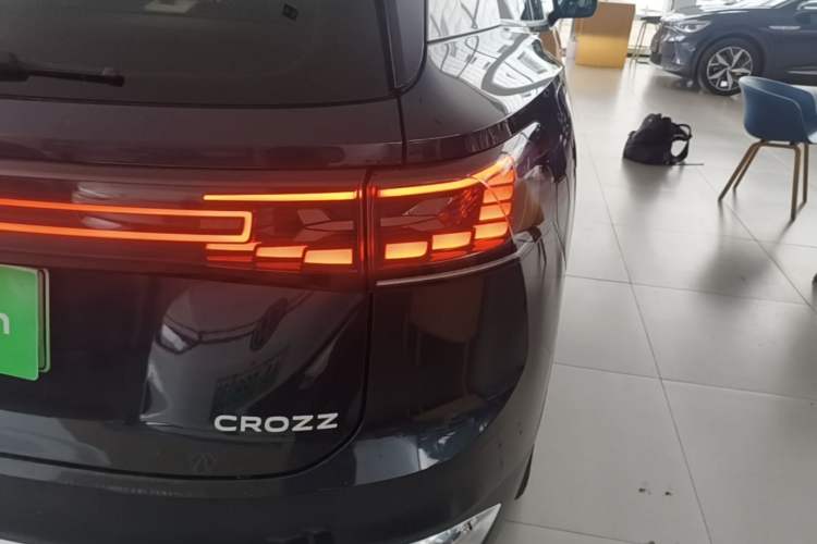 Used Volkswagen ID.6 CROZZ 2021 Long-Range PURE+ Edition Right Rear Taillight