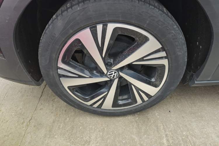 Used Volkswagen ID.6 CROZZ 2021 Revised Version Long-Range PRO Edition Right Rear Wheel Hub