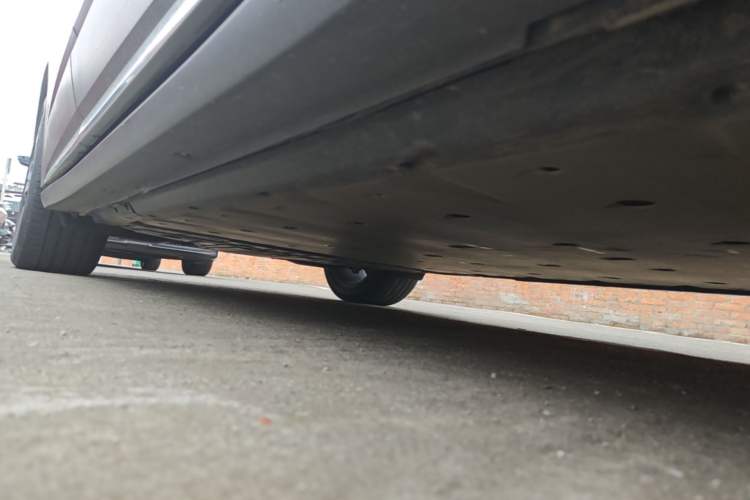 Used Volkswagen ID.6 CROZZ 2021 Revised Version Long-Range PRO Edition Right Side Sill