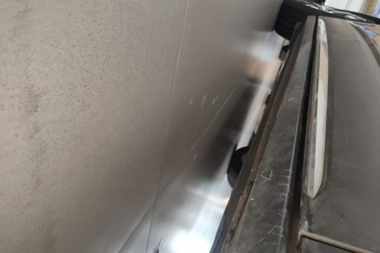 Used Volkswagen ID.6 CROZZ 2021 Long-Range PURE+ Edition Right Side Sill