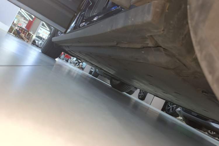 Used Volkswagen ID.6 CROZZ 2021 Revised Version Long-Range PRO Edition Right Side Sill
