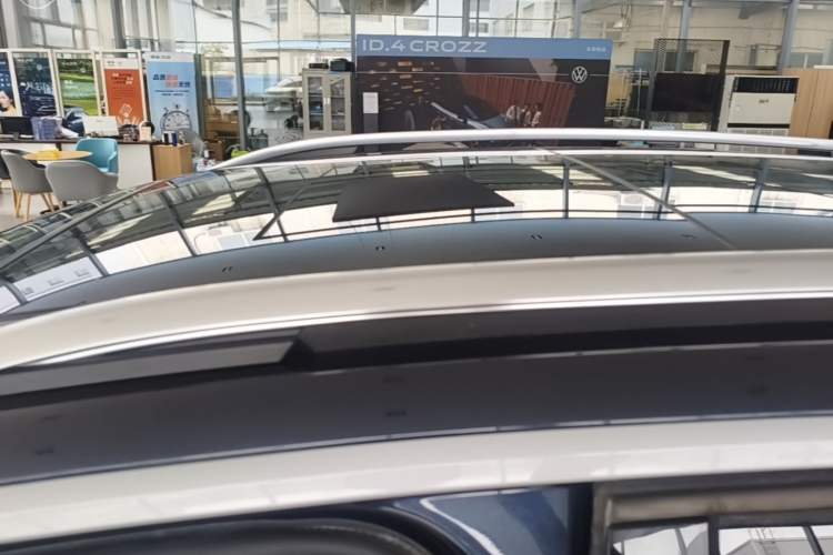 Used Volkswagen ID.6 CROZZ 2021 Long-Range PURE+ Edition Roof