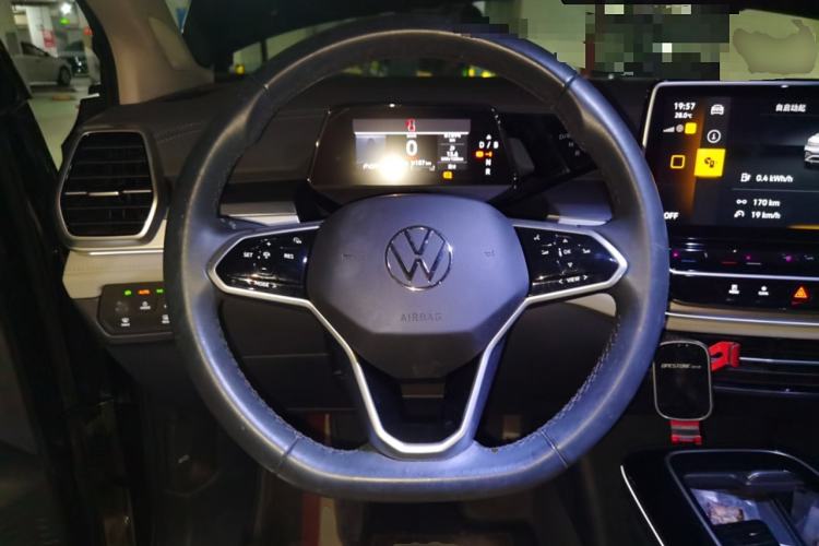 Used Volkswagen ID.6 CROZZ 2021 Standard Range PURE Edition Steering Wheel