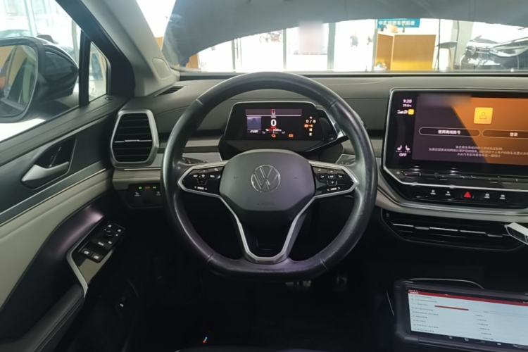 Used Volkswagen ID.6 CROZZ 2021 Long-Range PURE+ Edition Steering Wheel