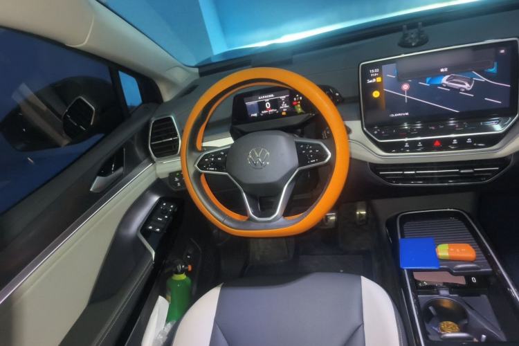 Used Volkswagen ID.6 CROZZ 2021 Long-Range PURE+ Edition Steering Wheel