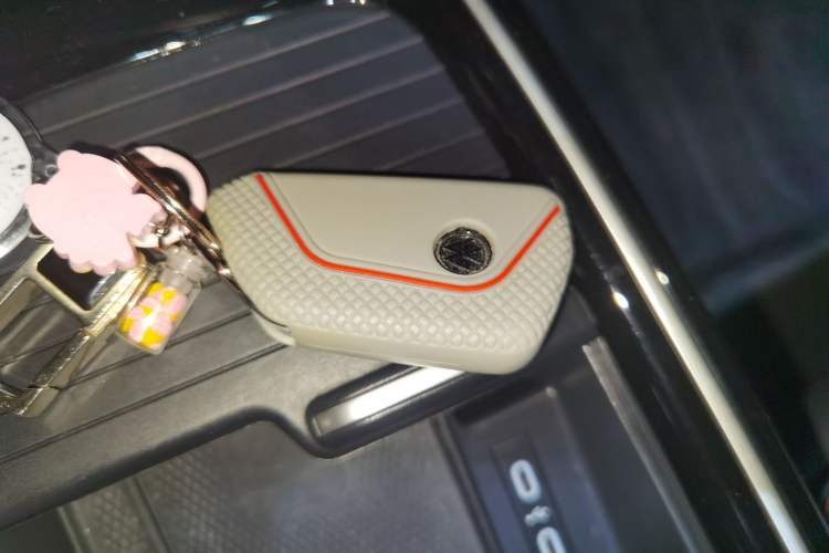 Used Volkswagen ID.6 CROZZ 2021 High-Performance PRIME Edition Vehicle Key