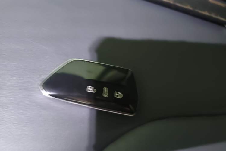 Used Volkswagen ID.6 CROZZ 2021 Long-Range PURE+ Edition Vehicle Key