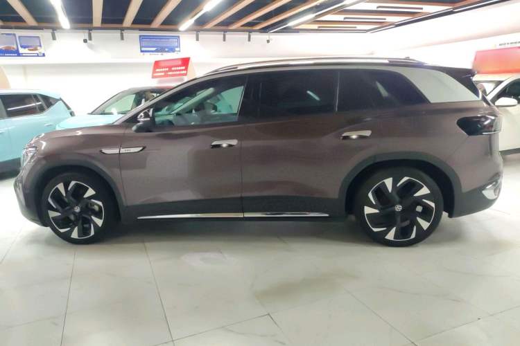 Used Volkswagen ID.6 CROZZ 2021 First Edition Exterior 4