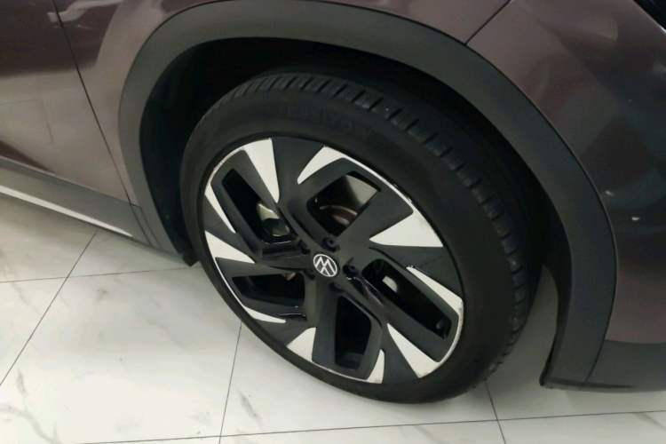 Used Volkswagen ID.6 CROZZ 2021 First Edition Exterior 8