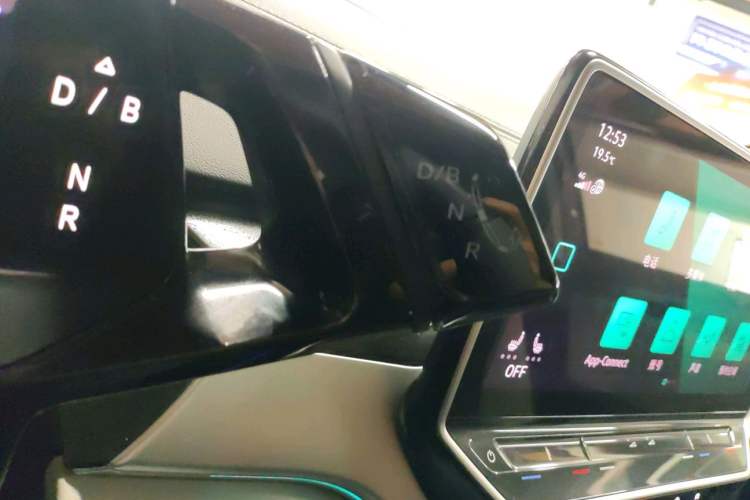 Used Volkswagen ID.6 CROZZ 2021 First Edition Interior 1