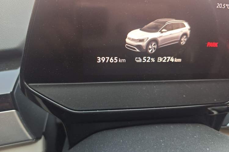 Used Volkswagen ID.6 CROZZ 2021 First Edition Odometer Close Up