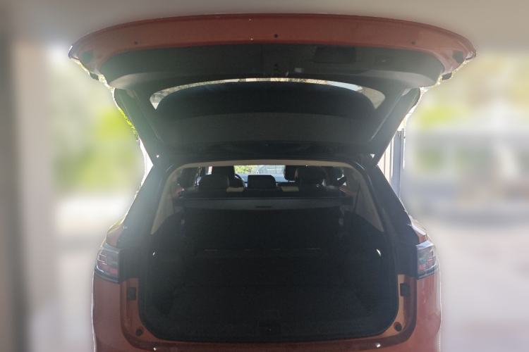 Used Volkswagen ID.6 CROZZ 2021 First Edition Trunk