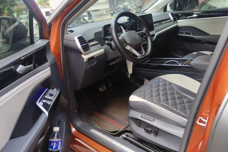 Used Volkswagen ID.6 CROZZ 2021 Long-Range PRO Edition Driver Seat