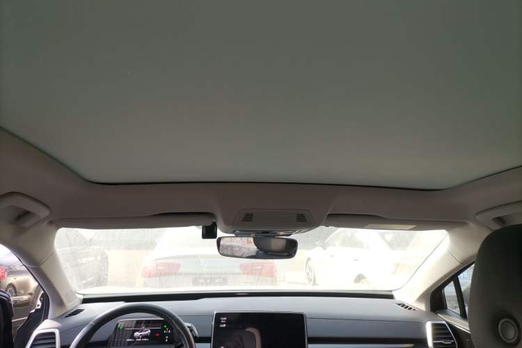 Used Volkswagen ID.6 CROZZ 2021 Long-Range PRO Edition Headliner