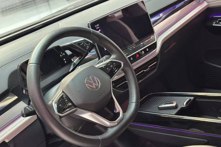 Used Volkswagen ID.6 CROZZ 2021 Long-Range PRO Edition Interior 7
