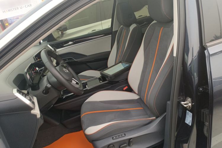 Used Volkswagen ID.6 CROZZ 2021 Revised Version Long-Range PRO Edition Left Front Seat
