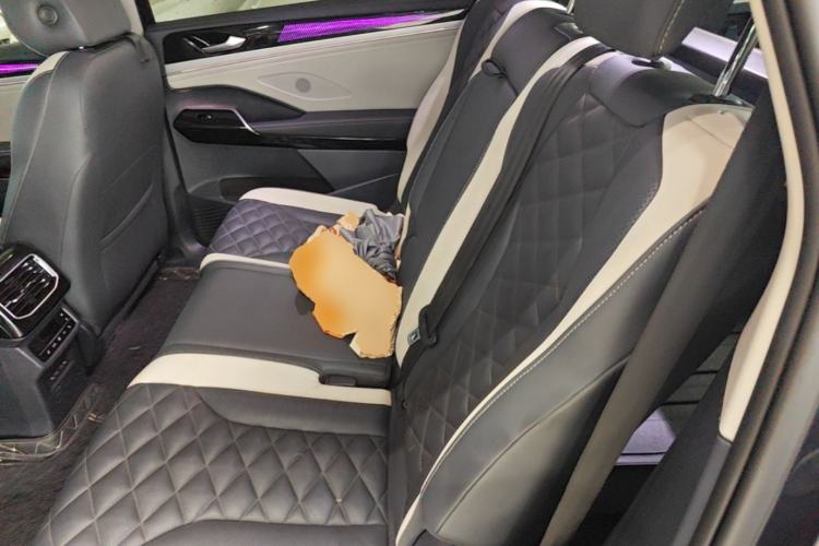 Used Volkswagen ID.6 CROZZ 2021 Long-Range PRO Edition Left Rear Seat