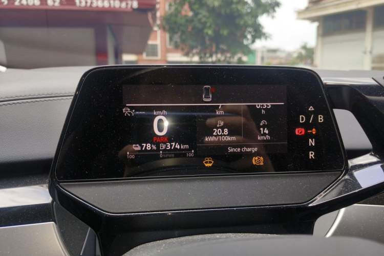 Used Volkswagen ID.6 CROZZ 2021 Long-Range PRO Edition Odometer Close Up