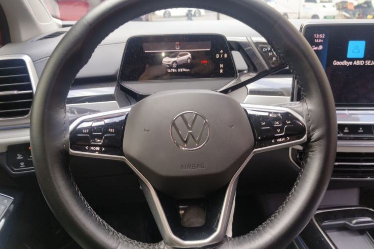 Used Volkswagen ID.6 CROZZ 2021 Long-Range PRO Edition Steering Wheel