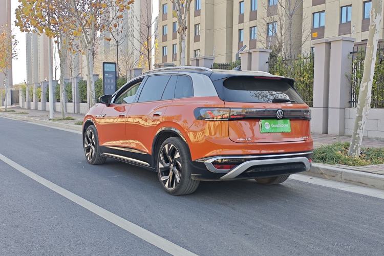 Used Volkswagen ID.6 CROZZ 2021 First Edition Exterior 5