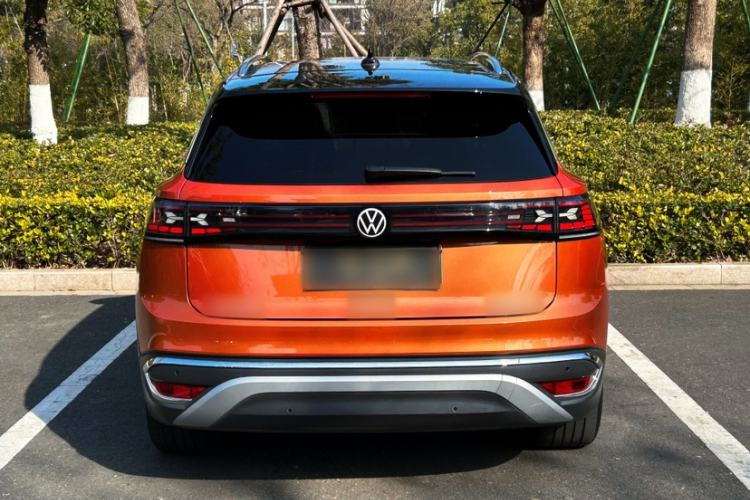 Used Volkswagen ID.6 CROZZ 2021 First Edition Exterior 6