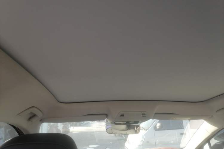 Used Volkswagen ID.6 CROZZ 2021 First Edition Headliner