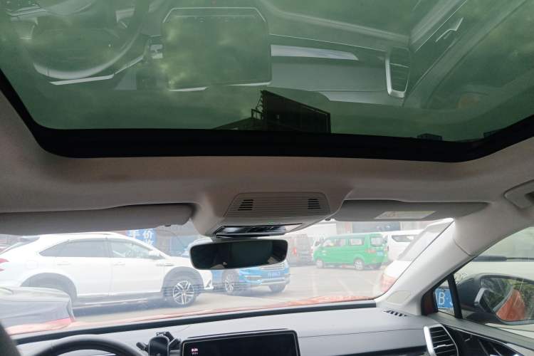 Used Volkswagen ID.6 CROZZ 2021 First Edition Headliner