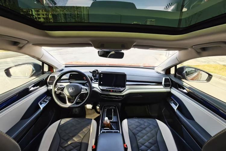 Used Volkswagen ID.6 CROZZ 2021 First Edition Interior 3