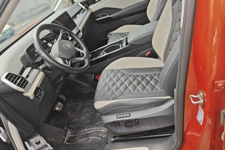 Used Volkswagen ID.6 CROZZ 2021 First Edition Left Front Seat