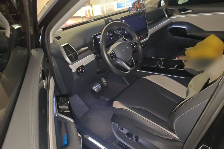 Used Volkswagen ID.6 CROZZ 2021 Long-Range PURE+ Edition Driver Seat