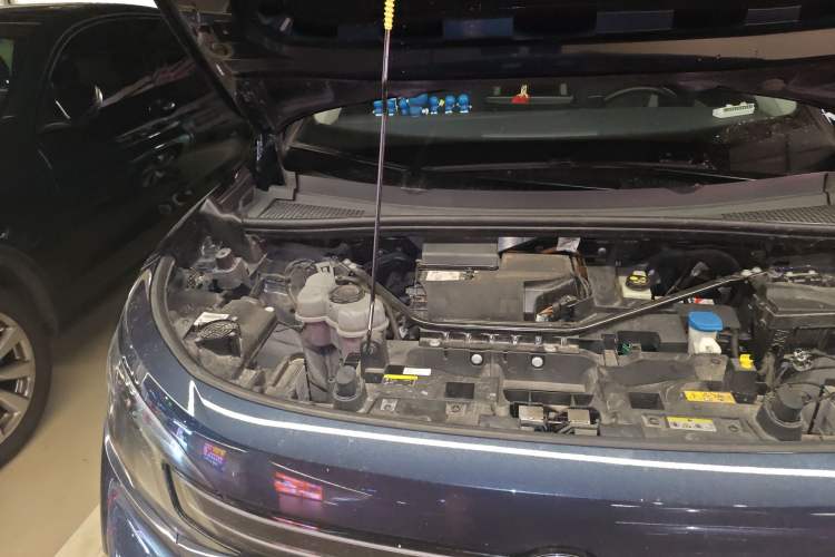 Used Volkswagen ID.6 CROZZ 2021 Long-Range PURE+ Edition Engine Bay Right