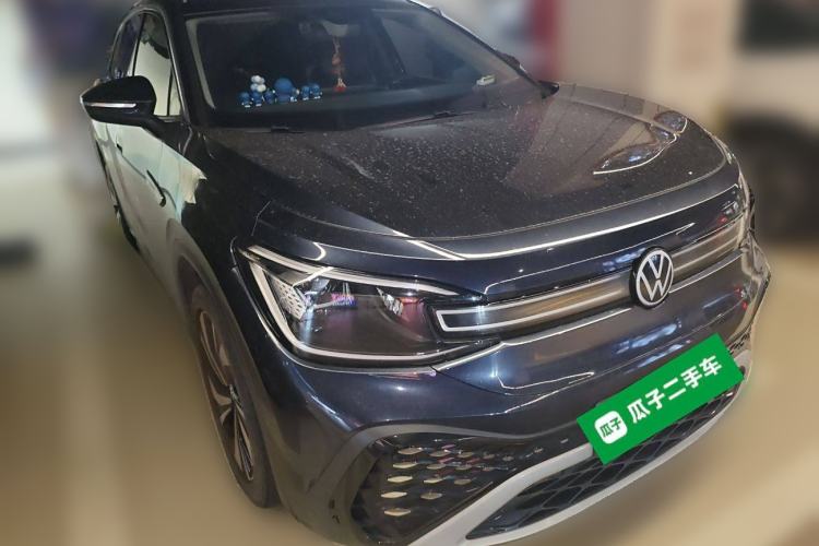 Used Volkswagen ID.6 CROZZ 2021 Long-Range PURE+ Edition Front Right 45 Deg