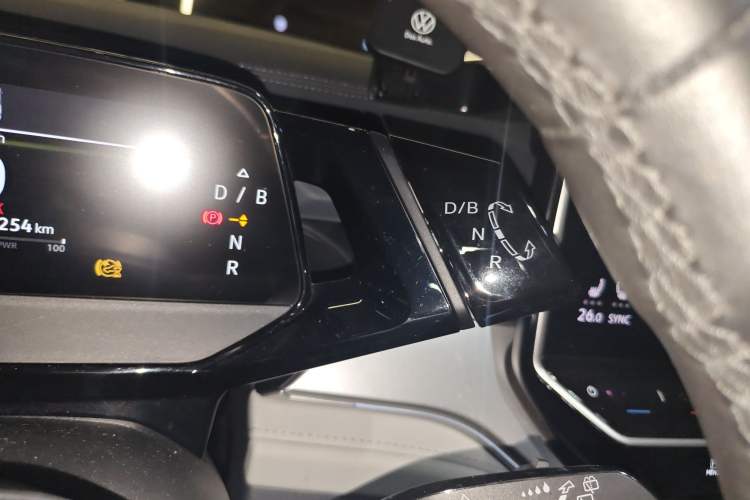 Used Volkswagen ID.6 CROZZ 2021 Long-Range PURE+ Edition Gear Lever