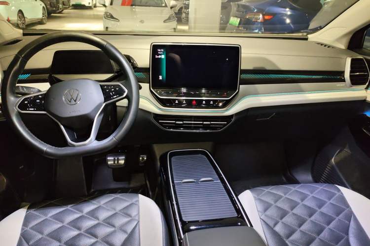 Used Volkswagen ID.6 CROZZ 2021 Long-Range PRO Edition Center Console