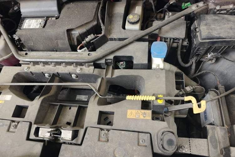 Used Volkswagen ID.6 CROZZ 2021 Long-Range PRO Edition Engine Bay Left