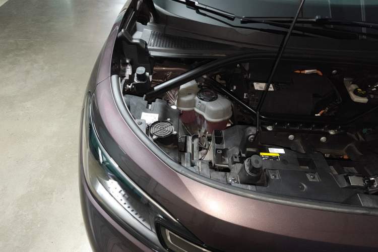Used Volkswagen ID.6 CROZZ 2021 First Edition Engine Bay Right