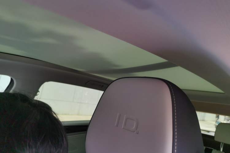 Used Volkswagen ID.6 CROZZ 2021 Long-Range PRO Edition Headliner