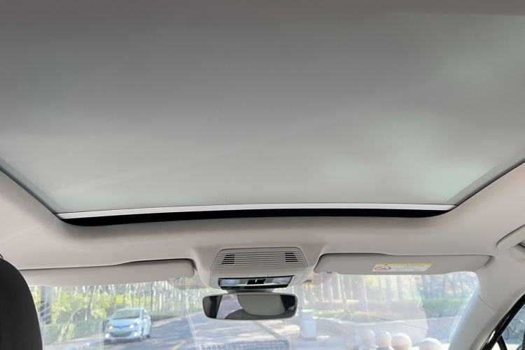 Used Volkswagen ID.6 CROZZ 2021 Long-Range PRO Edition Headliner