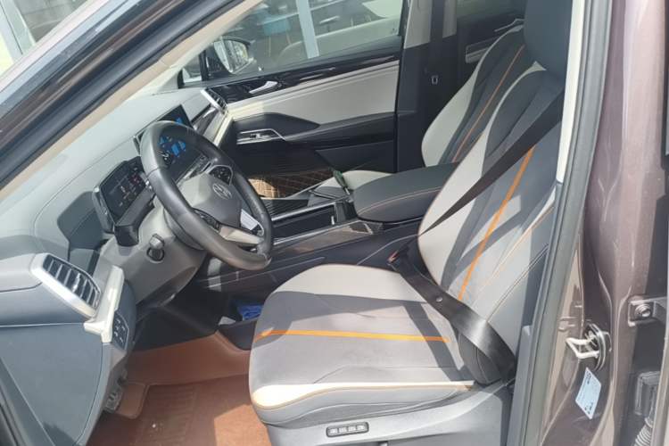 Used Volkswagen ID.6 CROZZ 2021 Long-Range PRO Edition Left Front Seat