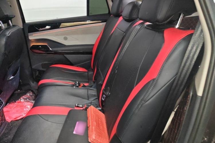 Used Volkswagen ID.6 CROZZ 2021 Long-Range PRO Edition Left Rear Seat