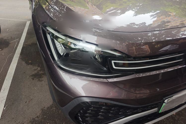Used Volkswagen ID.6 CROZZ 2021 Long-Range PRO Edition Right Front Headlight