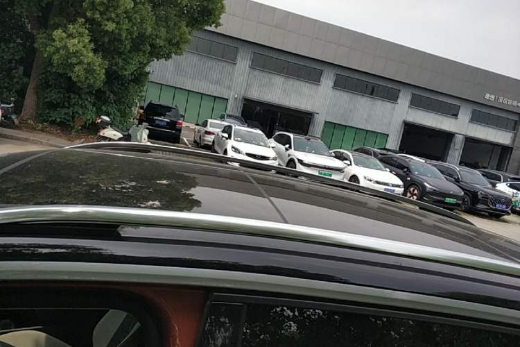 Used Volkswagen ID.6 CROZZ 2021 Long-Range PURE+ Edition Roof