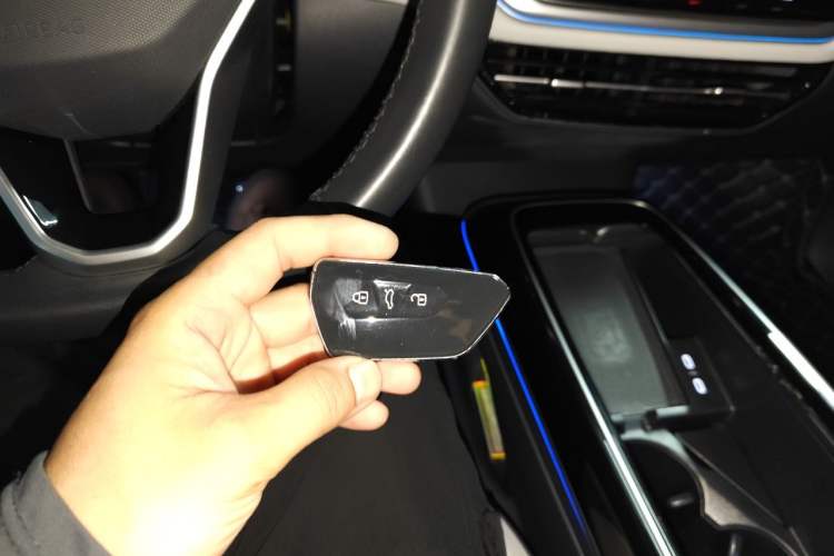 Used Volkswagen ID.6 CROZZ 2021 First Edition Vehicle Key