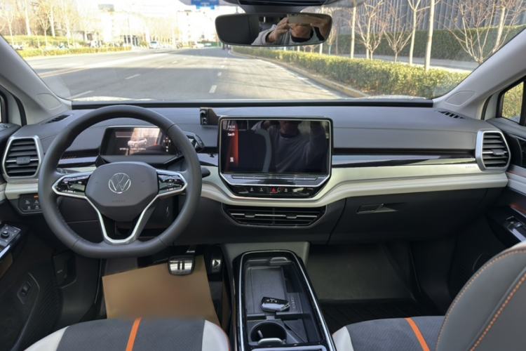 Used Volkswagen ID.6 CROZZ 2021 High-Performance PRIME Edition Audio And AC Panel